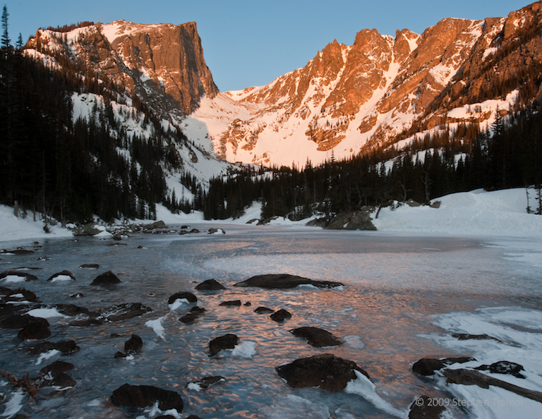 hallett_peak_from_dream_lake_l.jpg